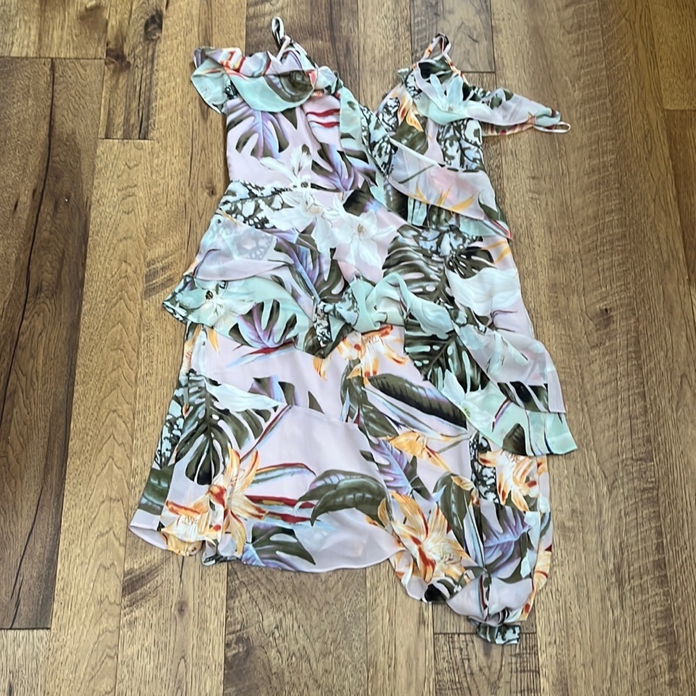 Guess Woman’s Ruffle Topical Print Dress Size XL